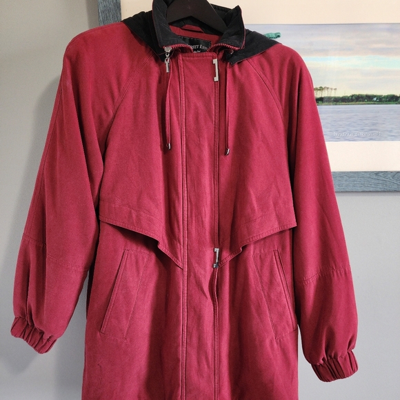 Flint Street Ltd. Fall or Winter Trench Coat - Picture 8 of 14